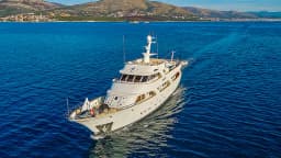 Benetti Classic 115 in Trogir / ACI Marina Trogir thumbnail 6