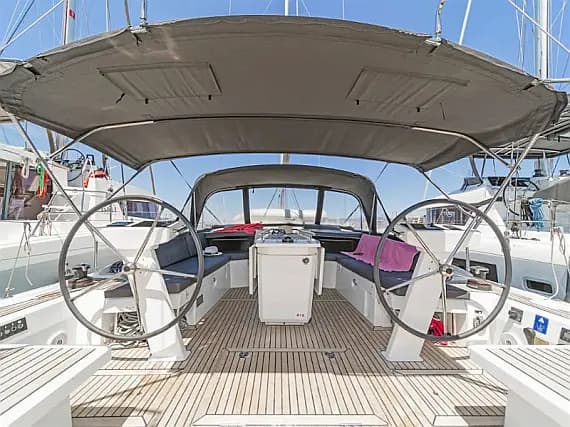 Oceanis 46.1 in Lavrion / Olympic Marina - Photo 1