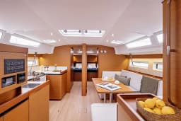 Sun Odyssey 490 in Paros / Piso Livadi Port thumbnail 8