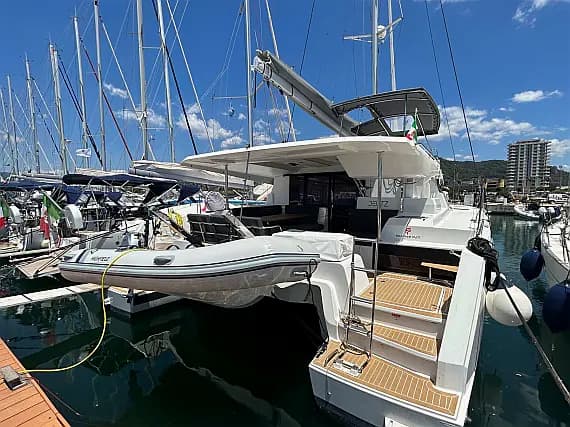 Astréa 42 in Salerno / Marina d'Arechi - Photo 1