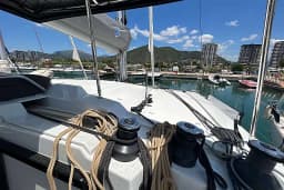 Astréa 42 in Salerno / Marina d'Arechi thumbnail 12