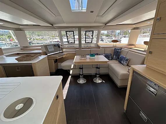 Astréa 42 in Salerno / Marina d'Arechi - Photo 3
