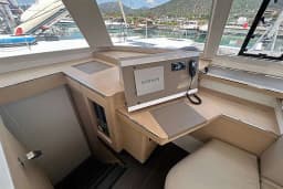 Astréa 42 in Salerno / Marina d'Arechi thumbnail 23