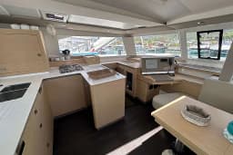 Astréa 42 in Salerno / Marina d'Arechi thumbnail 25