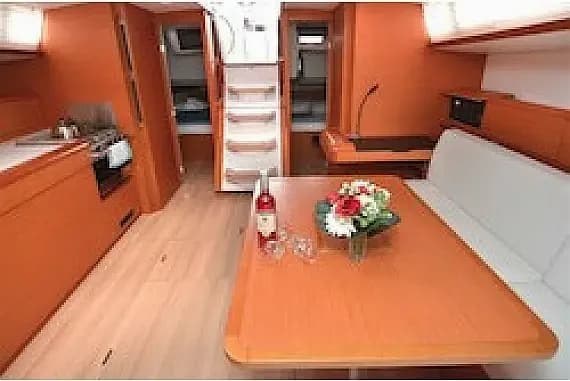 Sun Odyssey 479 in Dubrovnik / ACI Marina Dubrovnik - Photo 3