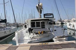 Lagoon 40 in Athens / Alimos Marina thumbnail 9