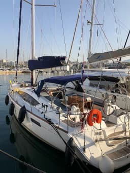 Jeanneau 53 in Athens / Alimos Marina thumbnail 6