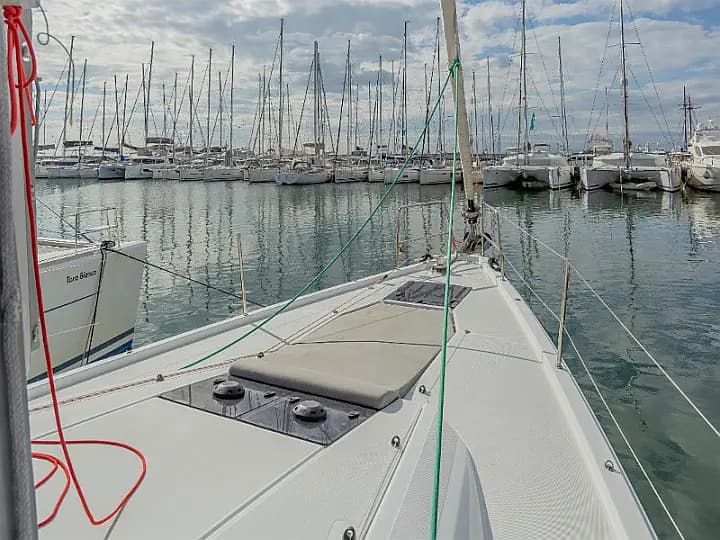 Jeanneau 54 in Athens / Alimos Marina - Photo 4