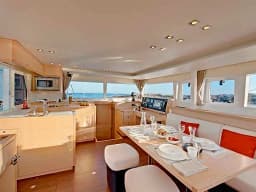 Lagoon 450 Fly in Santorini / Vlichada port thumbnail 10