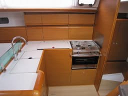 Sun Odyssey 449 in Lavrion Main Port thumbnail 4