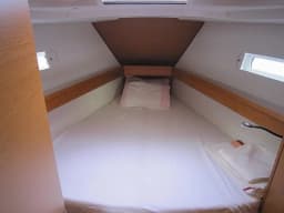 Sun Odyssey 449 in Lavrion Main Port thumbnail 5