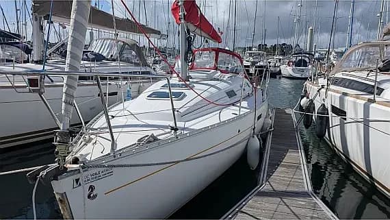 Oceanis 311 in Saint-Quay-Portrieux / Port d'Armor - Photo 1