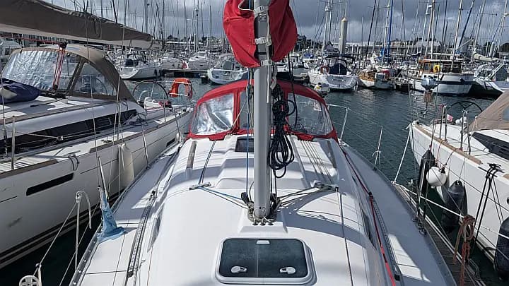 Oceanis 311 in Saint-Quay-Portrieux / Port d'Armor - Photo 4