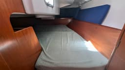 Oceanis 311 in Saint-Quay-Portrieux / Port d'Armor thumbnail 7