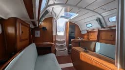 Oceanis 311 in Saint-Quay-Portrieux / Port d'Armor thumbnail 8