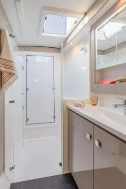 Isla 40 in Mallorca / Palma de Mallorca / La Lonja Marina Charter thumbnail 3