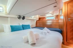 Sun Odyssey 54DS in Lefkada / Marina Perigiali thumbnail 8