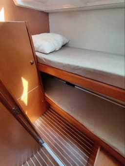 Bavaria C45 in Athens / Alimos Marina thumbnail 4