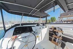 Lagoon 42 in Paros port thumbnail 4