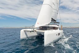 Lagoon 42 in Paros port thumbnail 8