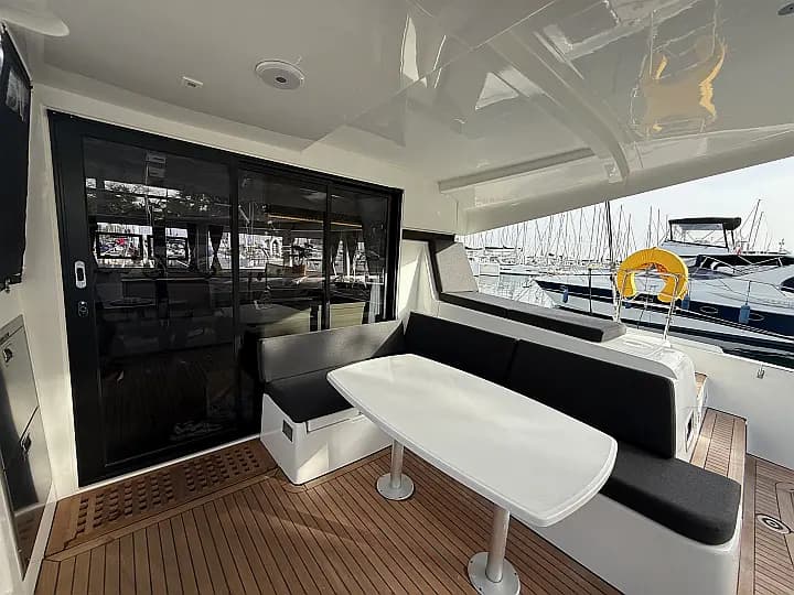 Lagoon 42 in Athens / Alimos Marina - Photo 4