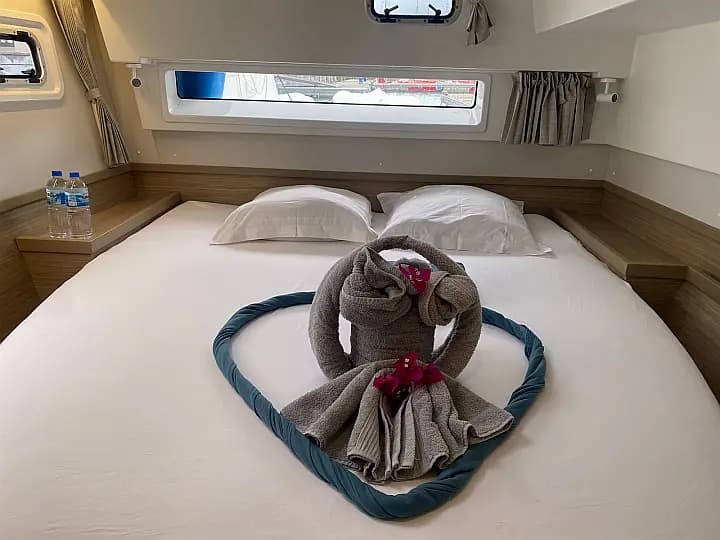 Lagoon 42 in Eden Island / Mahe, Victoria / Eden Island Marina - Photo 4
