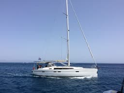 Bavaria 51 Cruiser in Rhodes New Marina thumbnail 10