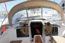 Dufour 382 Grand Large in Athens / Alimos Marina thumbnail 9