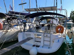 Oceanis 43 in Athens / Alimos Marina thumbnail 6