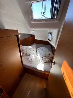 Sun Odyssey 410 in Pirovac / Marina Pirovac thumbnail 15