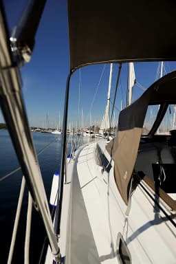 Sun Odyssey 410 in Pirovac / Marina Pirovac thumbnail 9