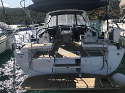Oceanis 41.1 in Sicily / Furnari / Marina Portorosa thumbnail 6