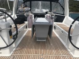 Oceanis 41.1 in Sicily / Furnari / Marina Portorosa thumbnail 7