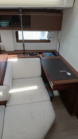 Oceanis 51.1 in Dubrovnik / ACI Marina Dubrovnik thumbnail 14