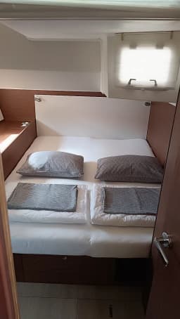 Oceanis 51.1 in Dubrovnik / ACI Marina Dubrovnik thumbnail 22