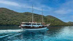 Motor sailer in Split / Port of Split / East Harbour thumbnail 24