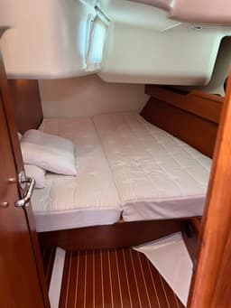 Sun Odyssey 49 in Lefkada / D-Marin Marina Lefkas thumbnail 4