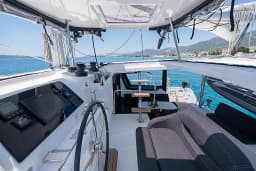 Lagoon 42 in Kaštel Gomilica / Marina Kaštela thumbnail 10