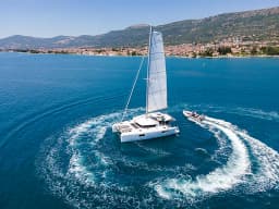 Lagoon 42 in Kaštel Gomilica / Marina Kaštela thumbnail 17