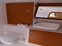 Dufour 460 Grand Large in Kaštel Gomilica / Marina Kaštela thumbnail 9