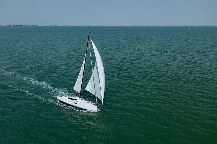 Pogo 36 in La Rochelle - Photo 3
