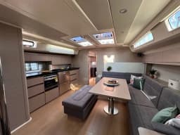 Hanse 508 in Seget Donji / Marina Baotić thumbnail 16
