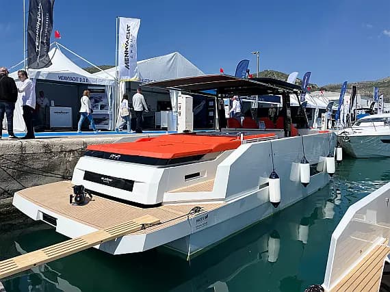 De Antonio D42 in Seget Donji / Marina Baotić - image 1