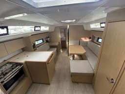 Bavaria C42 in Athens / Alimos Marina thumbnail 2
