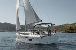 Bavaria C38 in Fethiye / Yacht Classic Hotel thumbnail 10