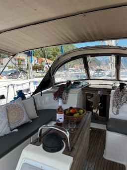 Bavaria 46 Cruiser in Lefkada / Vliho Yacht Club thumbnail 10