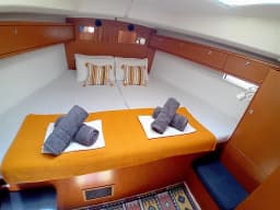 Bavaria 46 Cruiser in Lefkada / Vliho Yacht Club thumbnail 12