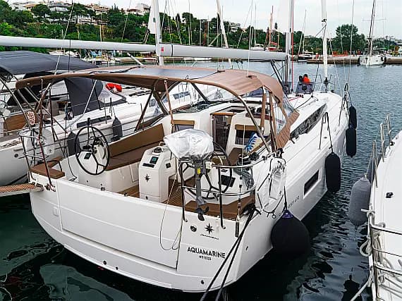 Sun Odyssey 410 in Lefkada / D-Marin Marina Lefkas - Photo 1