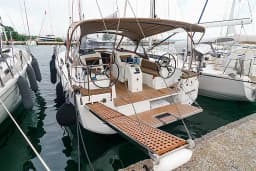 Sun Odyssey 410 in Lefkada / D-Marin Marina Lefkas thumbnail 12