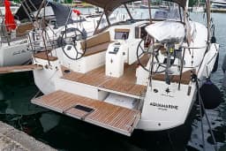 Sun Odyssey 410 in Lefkada / D-Marin Marina Lefkas thumbnail 13